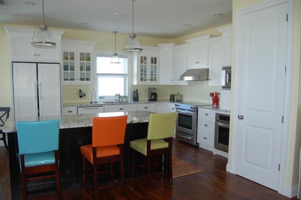 This kitchen makes meal prep a breeze!