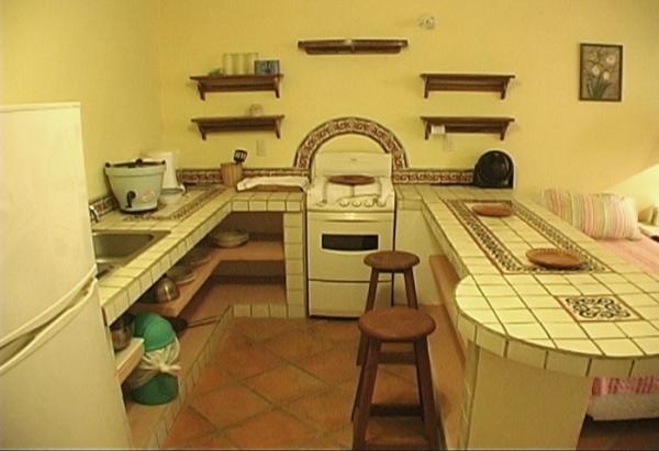 Ave De Paraiso's Kitchen