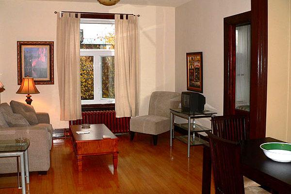 Living Room 4