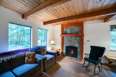 Glacier, Washington, Vacation Rental Cabin