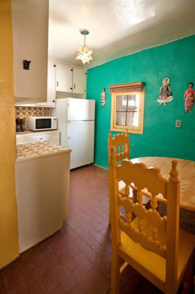 Dining & Kitchen
