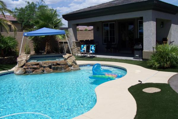 Pool House/Hot Tub