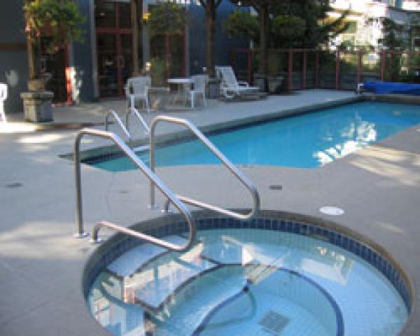 Pool with Spa