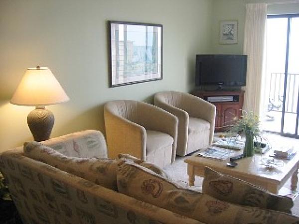 Living Room (Ocean View)