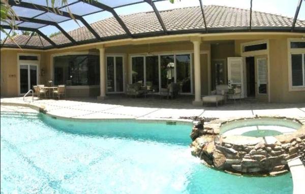 Pool and Lanai
