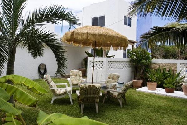 Outer Sitting Area