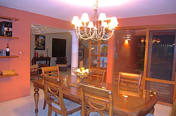 Dinning Table