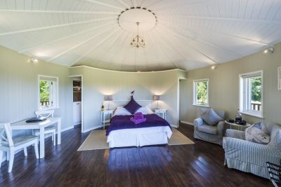 Tree House bedroom
