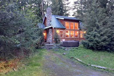 Glacier, Washington, Vacation Rental Cabin