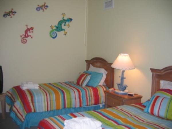 Twin Bedroom