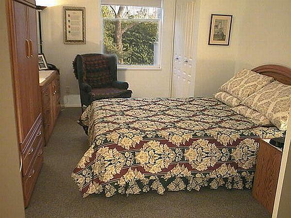 Master Bedroom with 4 Piece Ensuite Bathroom