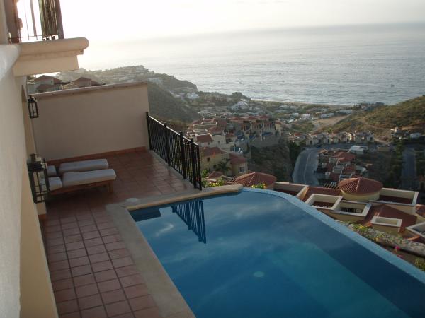 View from upper deck over negative edge pool