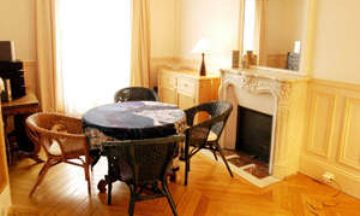 Paris, Ile-de-France, Vacation Rental Condo