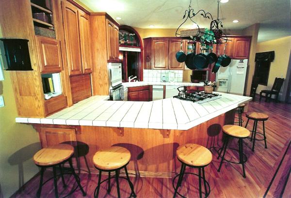 Fully Stocked Gourmet Kitchen with dining