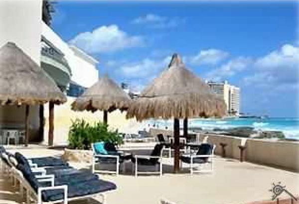 Snack and drink patio on the beach