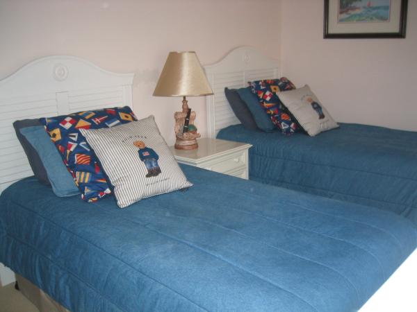 2nd Floor Twin Bedroom