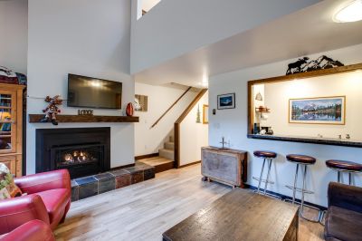 Glacier, Washington, Vacation Rental Condo