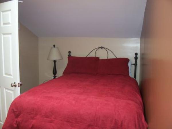 3rd BR loft with Queen and Single