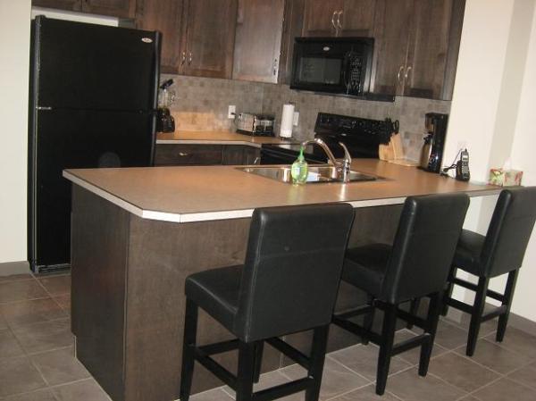 Kitchen & Dining Area
