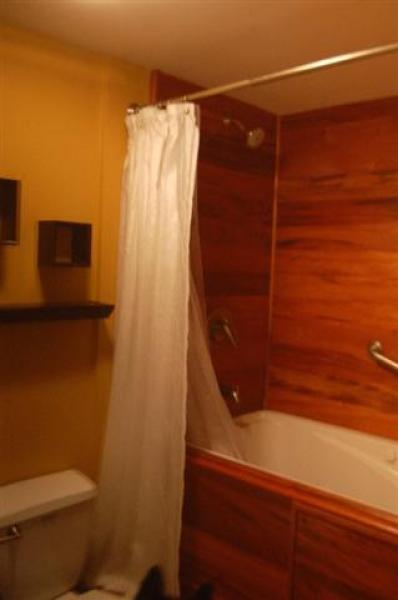 Jr. Master Bath