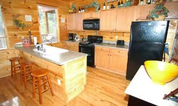 Gatlinburg, Tennessee, Vacation Rental Cabin