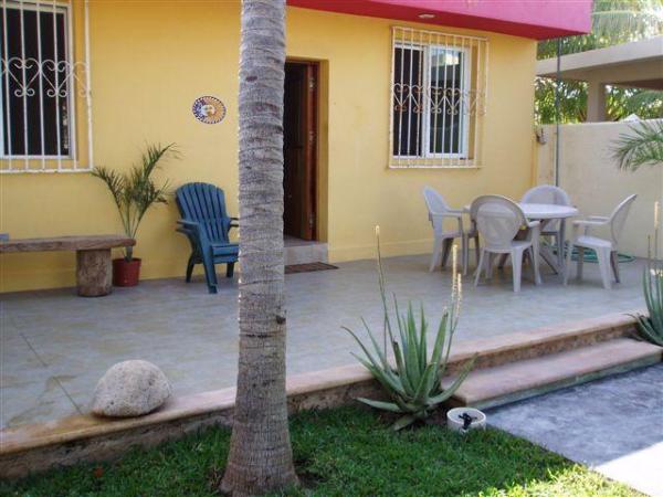 Front yard patio