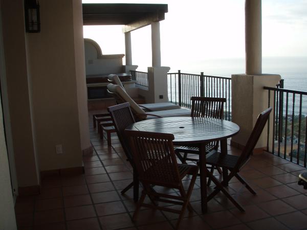 Upper Deck