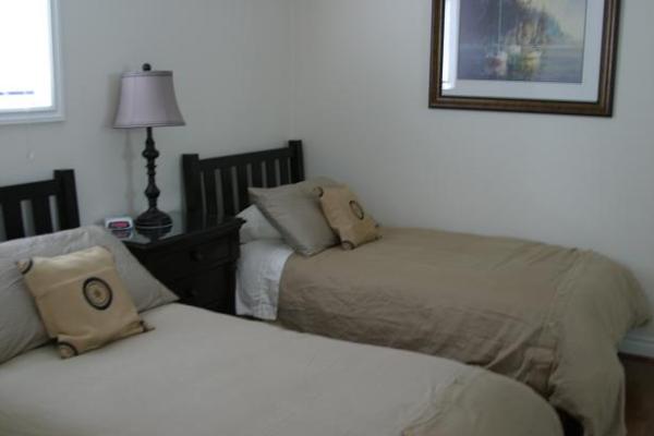 Twin Bedroom