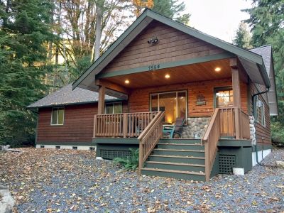 Glacier, Washington, Vacation Rental Cabin