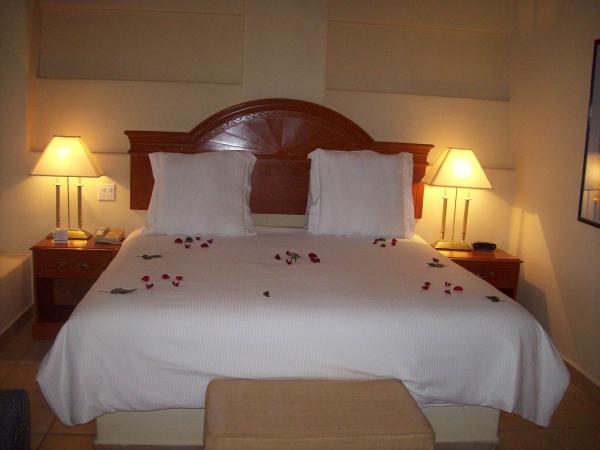 CVR Exec Suite Bdrm  