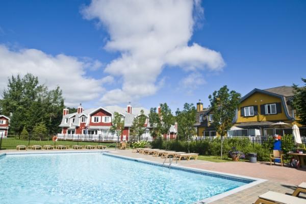Heated pool