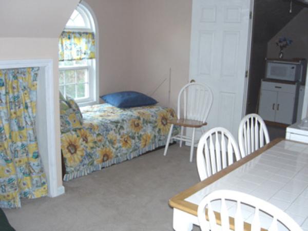Dining Area cum Bedroom 2