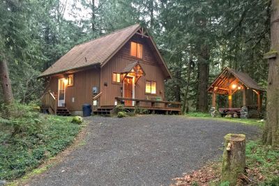 Glacier, Washington, Vacation Rental Cabin