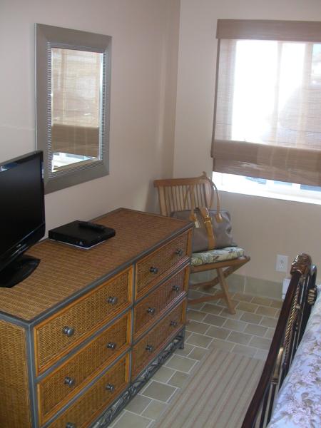 Bedroom dresser