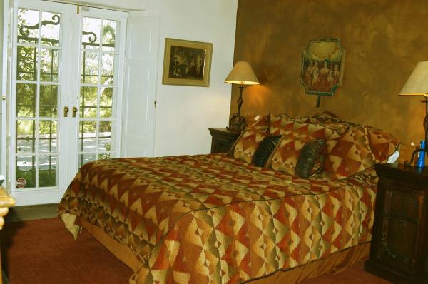 3rd Bedroom With Kiva Fireplace &HDTV/DVD