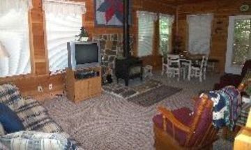 Helen, Georgia, Vacation Rental Cabin