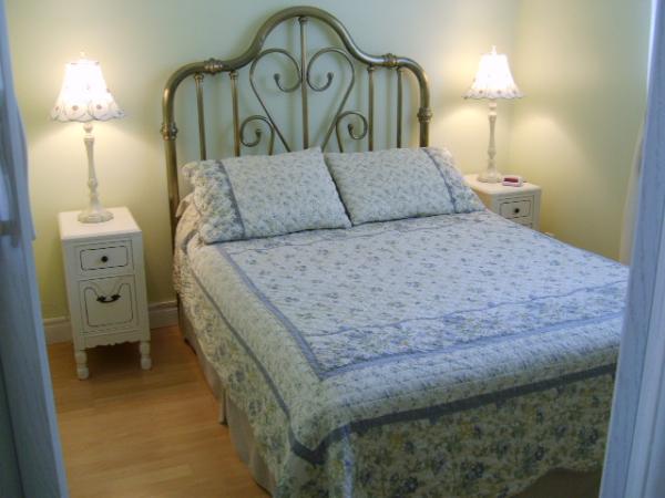 Bed room