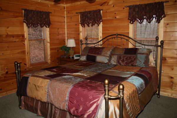 Luxurious Upstairs King Master