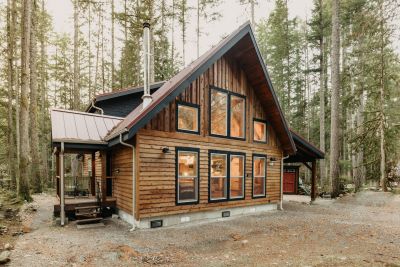 Glacier, Washington, Vacation Rental Cabin