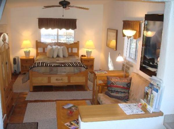 King Bed & Optional Futon