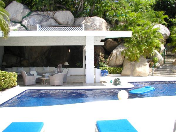 Pool & Living Room
