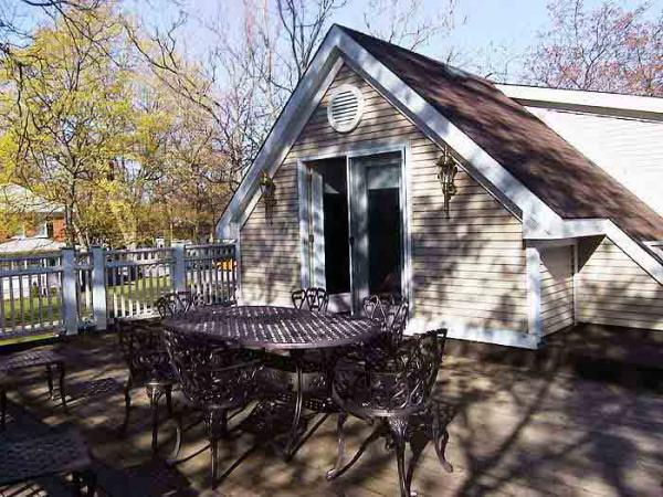 Upper Rear Deck