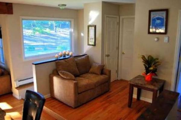 The Lounge