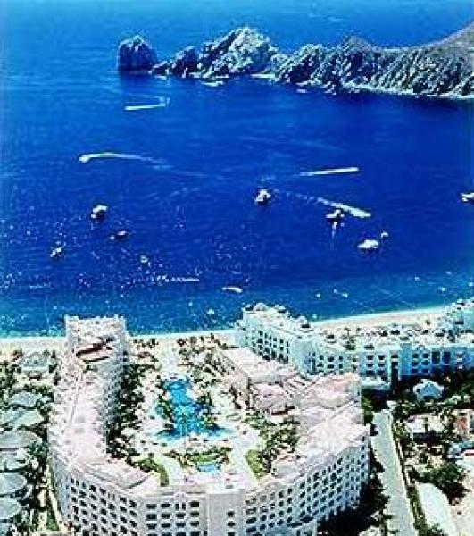 Rose, the Bay and the Arch