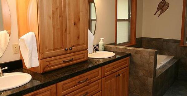 Main Bathroom