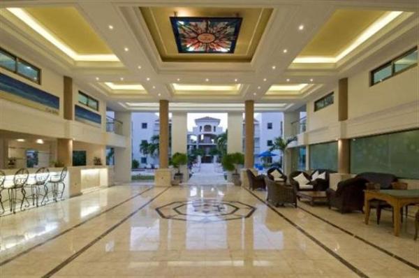 Paseo Del sol Lobby