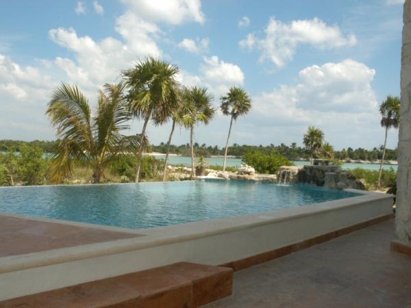Outdoor pool overlooking the lagoon
