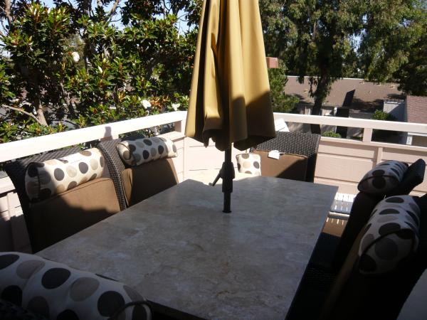 Large Deck, BBQ, Tables and Chairs