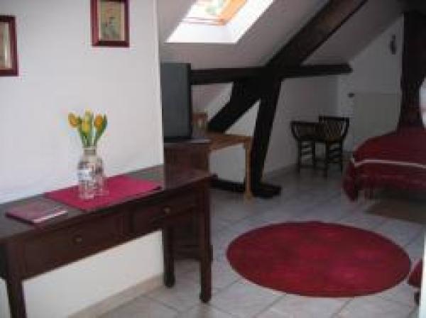 Saint Germain sur Morin, Ile-de-France, Vacation Rental B&B