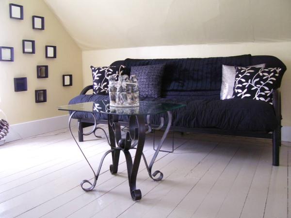 Living Room 2